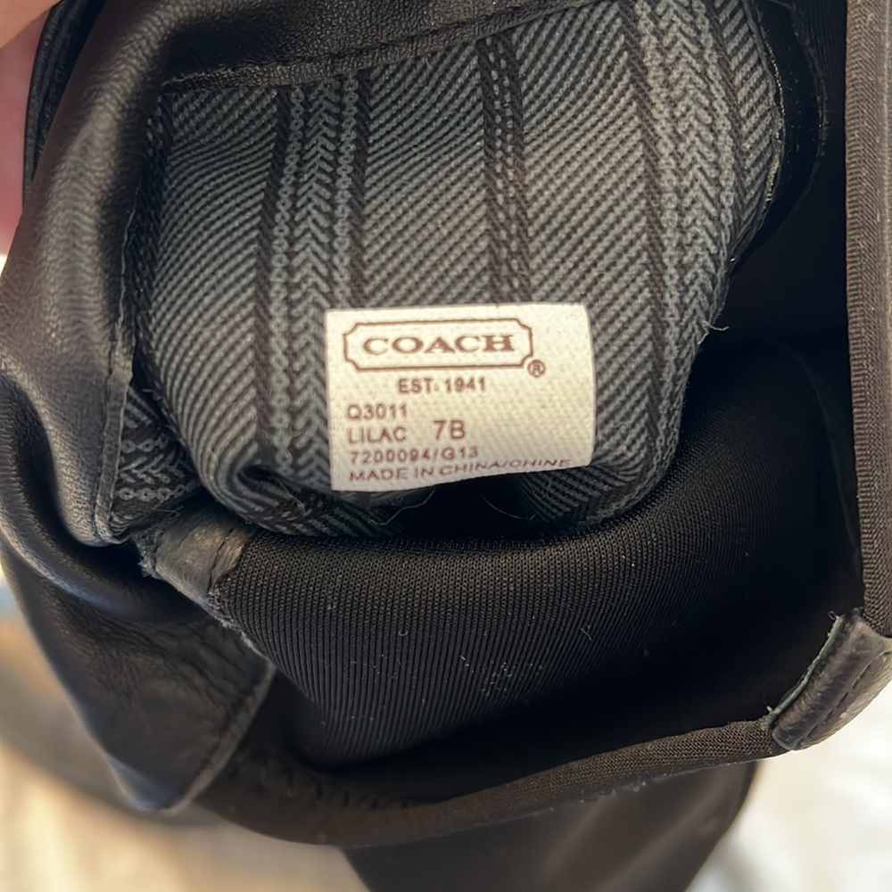 Coach black lilac boot (Q3011) - Picture 9 of 9